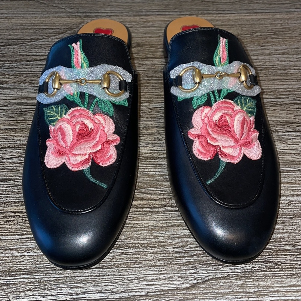 Authentic gucci shoes (women) - Picture 4 of 7